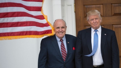 Të vetamnistohet? Avokati Giuliani: Mundet, por Trump s’do ta bëjë