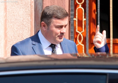 Zv ministri i Ramës godet SHISH-in për grabitjen në Rinas