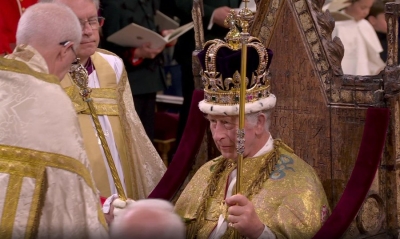 Charles III kurorëzohet zyrtarisht si mbret i Mbretërisë së Bashkuar