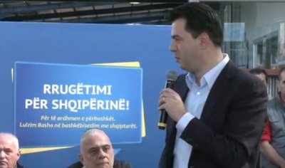 ‘Mirësevjen kryeministri i ardhshëm’/ Biznesmenët e Durrësit i ankohen Bashës: Jemi skllevër