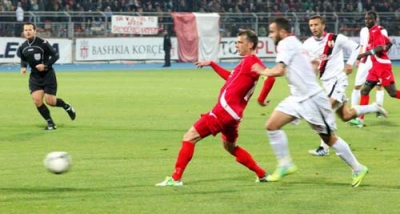 LIVE/ Skëndërbeu trondit Flamurtarin 3 gola në vetëm 48 minuta