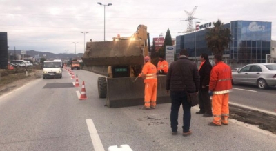 Një ditë para thirrjes për protesë te Parlamenti, Rama bllokon autostradën