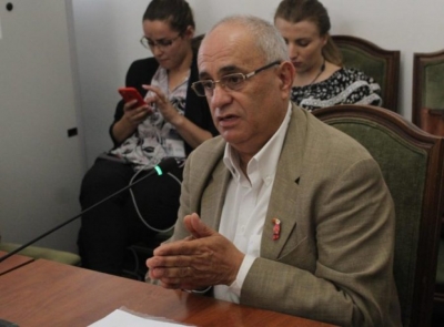 A e dini se çfarë po i bëjnë Akademisë së Shkencave?! 25 fakte!