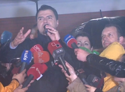 Mbyllet protesta-marshim, Basha: Treguam se për 24 orë mblidhemi dhe tregojmë forcën tonë
