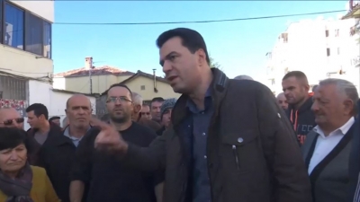 ‘Situata në Durrës është katastrofike’, Basha: Dy muaj pas tërmetit qeveria tallet, qytetarët nuk kanë zgjidhje