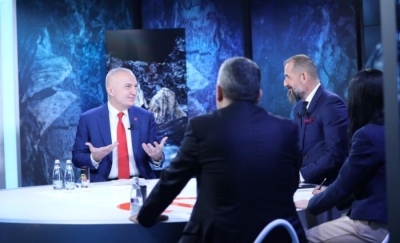 'U lidha me popullin dhe Kushtetutën'/ Meta: Po të bëja kompromis me Ramën, do isha presidenti më i mirë në histori