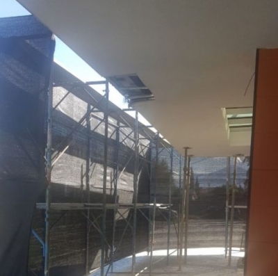 Shembet hyrja e Komisariatit numër 6 në Tiranë