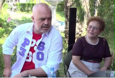 Rama, fushatë me enveristen rusofile në krah