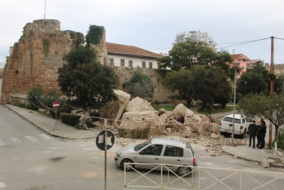 FOTOLAJM/ Muret që rezistuan 750 vite dhe u rrëzuan nga tërmeti