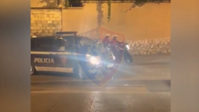 VIDEO/ 16 vjeç, por me armë në brez, arrestohet