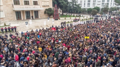 ‘Me 7 janar rinisim protestat masive’/ Studenti: Kërkesat tona nuk janë plotësuar