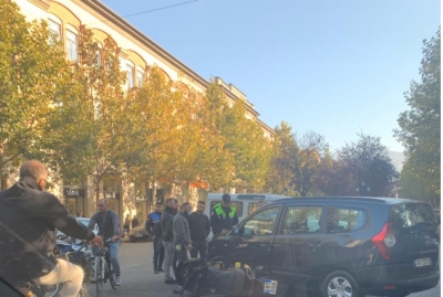 Aksident në qendër të Tiranës