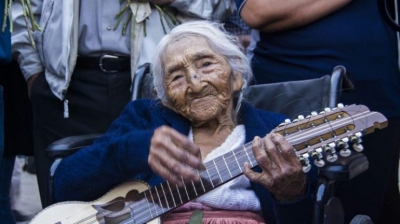 Flores Colque, 118-vjeçarja boliviane njeriu më i vjetër në botë