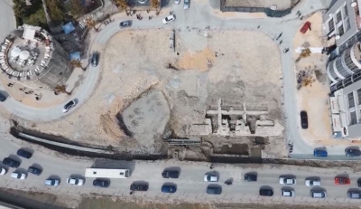 Durrës, bie nga lartësia në Veliera një person