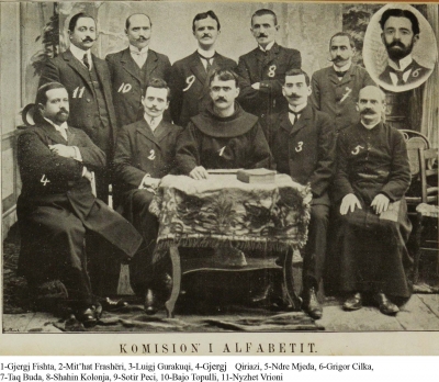 Anëtarët e komisionit të alfabetit të gjuhës shqipe