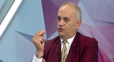 Fuga në SYRI TV: Zgjedhjet janë të manipuluara, ç&#039;do tu tregojmë studentëve mbi demokracinë?..