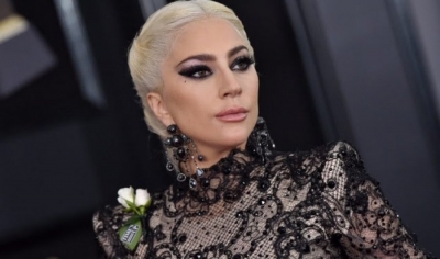 Lady Gaga në edicion befasues për Vitin e Ri