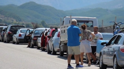 Plasin protesta në Kakavijë mes qytetarëve dhe policisë