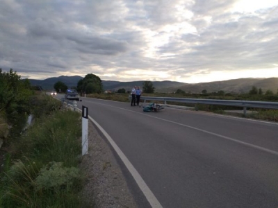 Aksident në aksin Korçë-Voskopojë plagoset drejtuesi i motorit