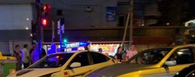 FOTO/ Aksident në Tiranë, makina e policisë përplaset me BMW-në