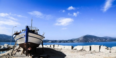 Mbijetesa e peshkatarëve/Moli në Vlorë, 25 vite, asnjë investim