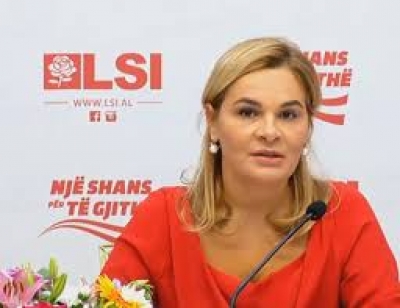 Kryemadhi nis vizitën në SHBA. Ja kush e shoqëron