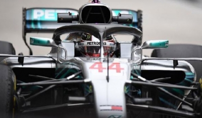 F1, Hamilton sërish i pari, Raikkonen nuk i ndahet