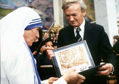 Sot 40 vite më parë Nënë Tereza fitoi çmimin Nobel, fjalimi që do iu rrëqethë: Aborti, arma më e rrezikshme!