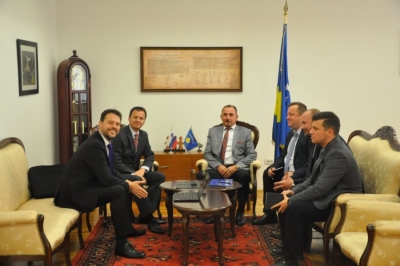 Sllovenia e gatshme të përkrahë institucionet e sigurisë në Kosovë