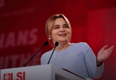 Kryetarja e LSI-së, Monika Kryemadhi, uron Pavarësinë e Kosovës