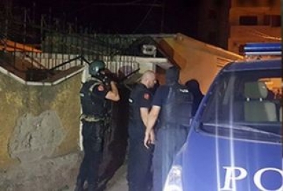 Çfarë po ndodh? Policia ‘blindon’ Elbasanin, bastisen 2 biznese