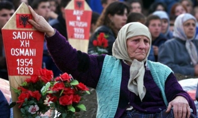 BE ‘shuplakë’ Serbisë:  S’mund të mohohet ajo që ka ndodhur në Kosovë në 1999-ën