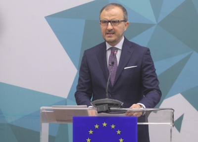 Ambasadori Soreca sqaron: &quot;“50 mln eurot për COVID-19 janë grante, jo kredi”. Paratë që janë dhënë për rindërtimin nuk do të preken...