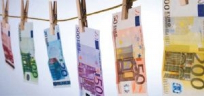 Pastrimi i parave dhe PPP, rreziqet që mund të çojnë në kolaps ekonominë