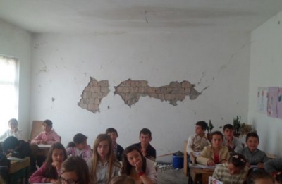 Tërmetet/Nesër mësimi do nisë normalisht, me një video-këshillim