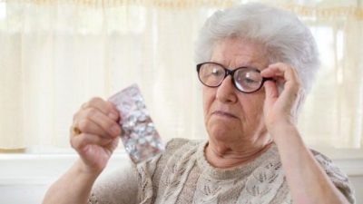 Aspirina çdo ditë? E rrezikshme apo e nevojshme për të moshuarit?