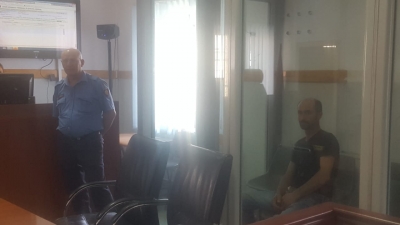 Del para gjykatës vrasësi i gruas nga Durrësi, asnjë familjar i pranishëm