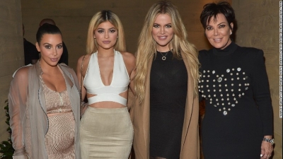 Kim K ofendon Khloe në publik për Tristan