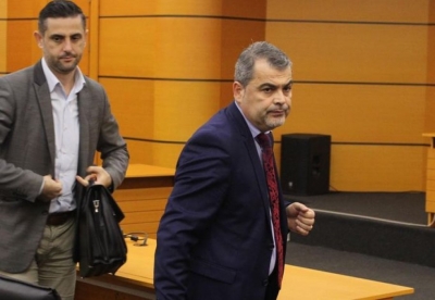 Mbetet ‘viktimë’ e punës në bingo, shkarkohet oficeri i parë që hyri në Vetting