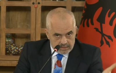 “Gropa” e Gjykatës Kushtetuese që po “thith” brenda Edi Ramën