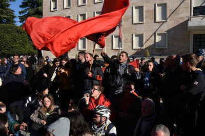 Protesta, vjen përkrahja e rinisë shqiptare nga SHBA: Mos pranoni ftesë për negociata