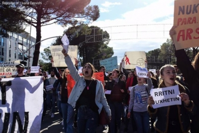 Protesta, Studentët në ditën e dymbëdhjetë, e hëna do të jetë masive, kombëtare