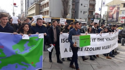 Edhe studentët e Universitetit të Prishtinës në protestë, kërkojnë liberalizimin e vizave