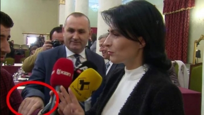 Gazetari nuk u dhuanua vetëm nga gardisti, por edhe deputeti socialist
