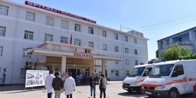 Masat për COVID-19, Spitali i Fierit thirrje: Kush vjen në Urgjencë, Pediatri apo Maternitet të ketë kartë ID ose pasaportë