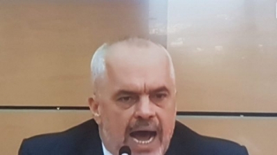 Masat drastike duke mbyllur bizneset dhe rritja rekord e shpenzimeve, e kthejnë buxhetin 8 vite pas