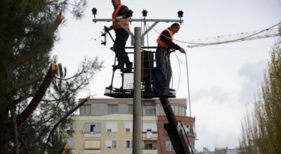 Defekt në linjën, OSHEE: Këto zona mbeten pa energji elektrike në Tiranë