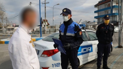 Shkelën orarin kufizues të lëvizjes, Policia arreston dy persona, gjobit 166 të tjerë