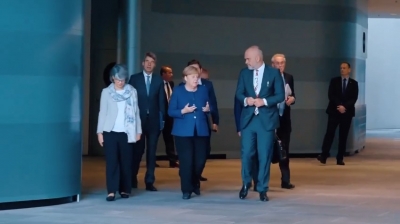 Si reagoi Rama kur dëgjoi kushtet e reja të Angela Merkel (VIDEO)