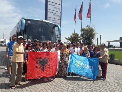 PDIU dhe shoqata Çamëria pelegrinazh në Varrezat e Kllogjerit